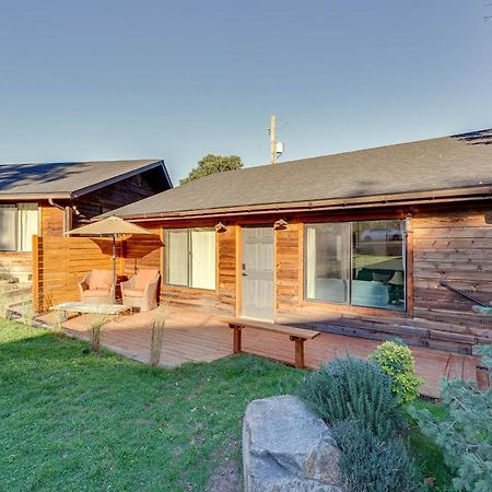 Cozy Central Point Bungalow On Working Winery! Esterno foto