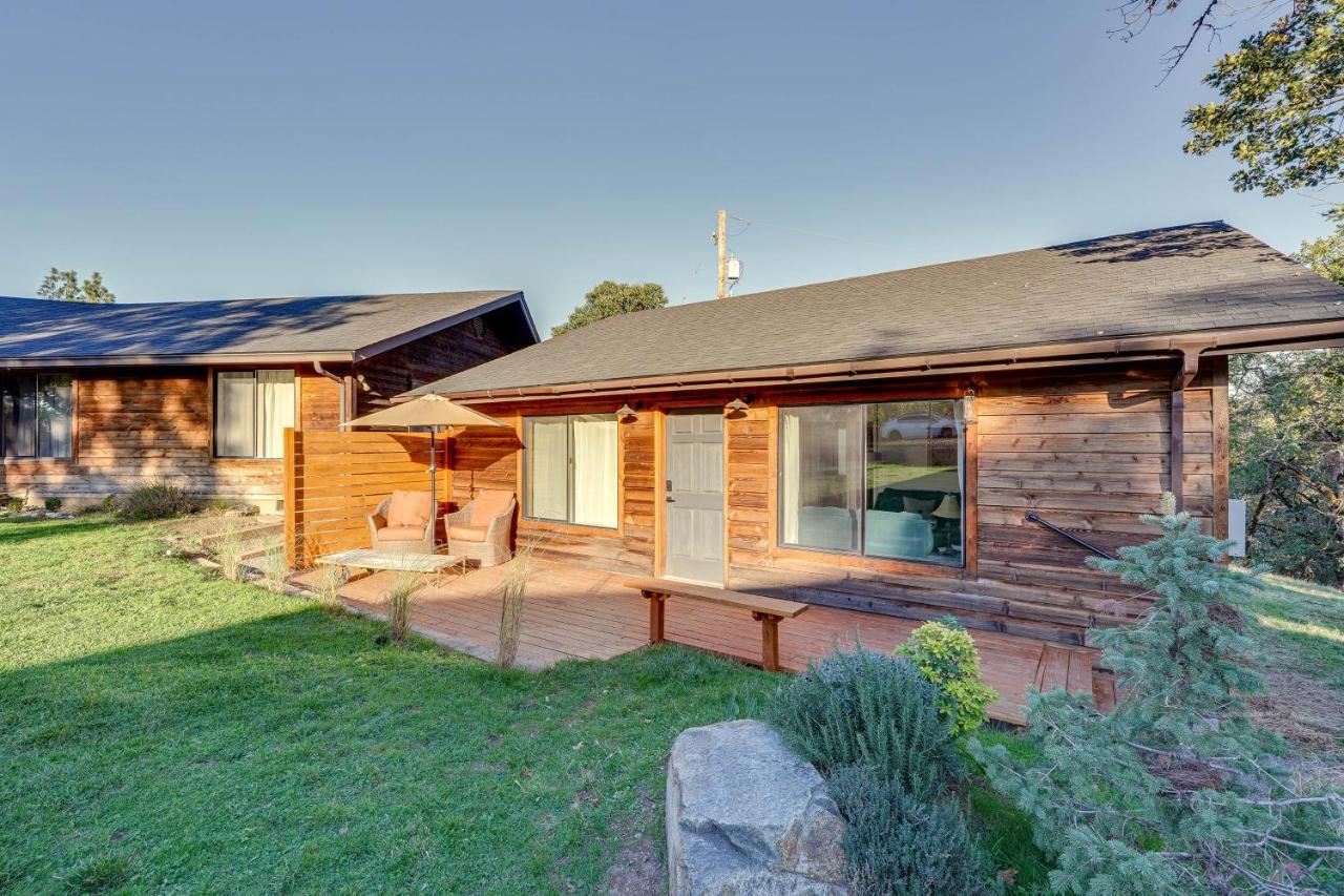 Cozy Central Point Bungalow On Working Winery! Esterno foto
