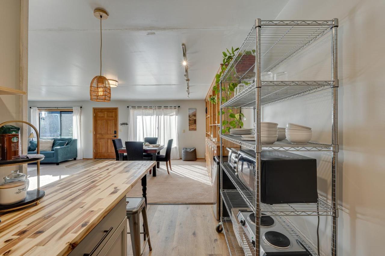 Cozy Central Point Bungalow On Working Winery! Esterno foto