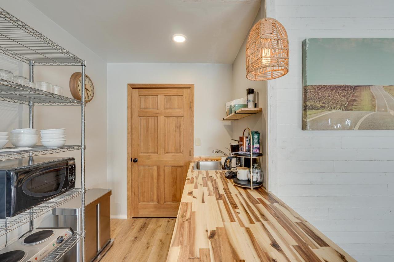 Cozy Central Point Bungalow On Working Winery! Esterno foto
